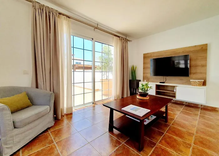 Casa Tauro * Адехе