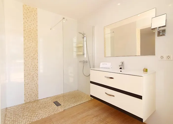 فيلة Casa Tauro *