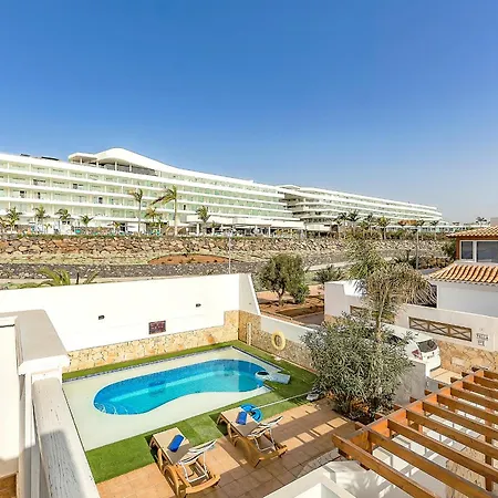 ヴィラ Casa Tauro *