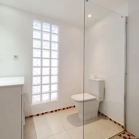 Casa Tauro * Адехе